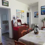 Aux Tourterelles Holiday home