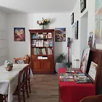 Holiday home Aux Tourterelles Tournemire (Aveyron)