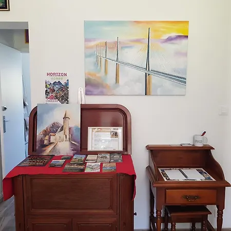 Holiday home Aux Tourterelles Tournemire (Aveyron)