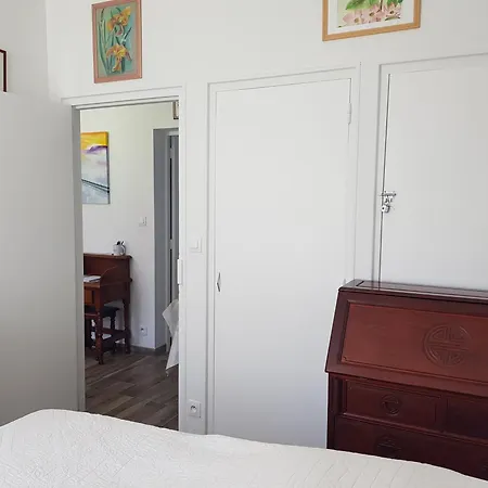 Aux Tourterelles Holiday home *