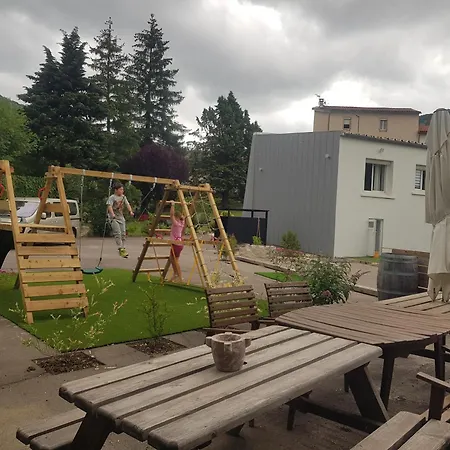 Holiday home Aux Tourterelles