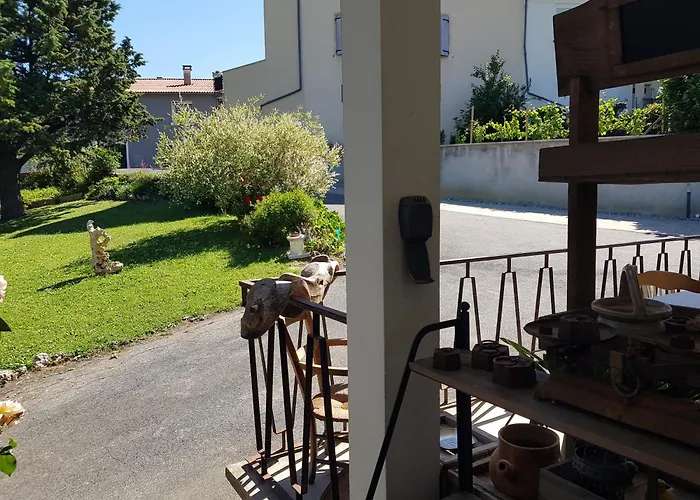 Feriehus Aux Tourterelles Tournemire (Aveyron)