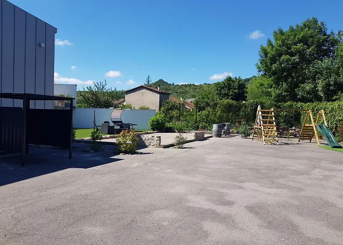 Aux Tourterelles Feriehus *